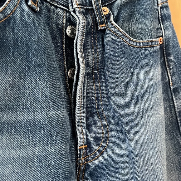 Levi’s cropped 501 wedgie jeans - Picture 3 of 3